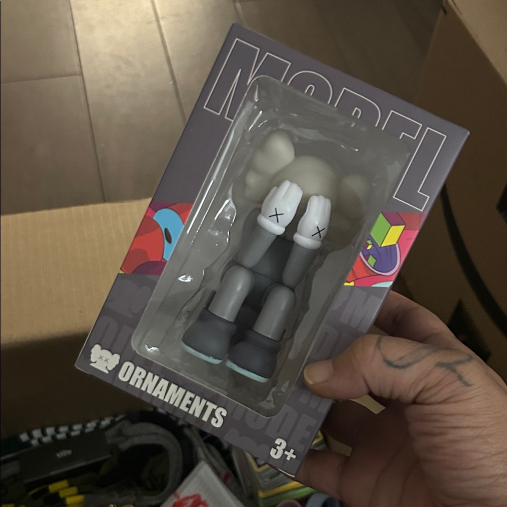 Gray and Black Model Ornament